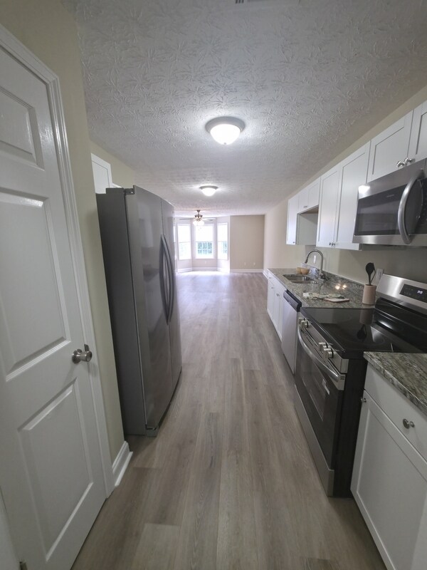 Foto del edificio - 171 Westchester Cir