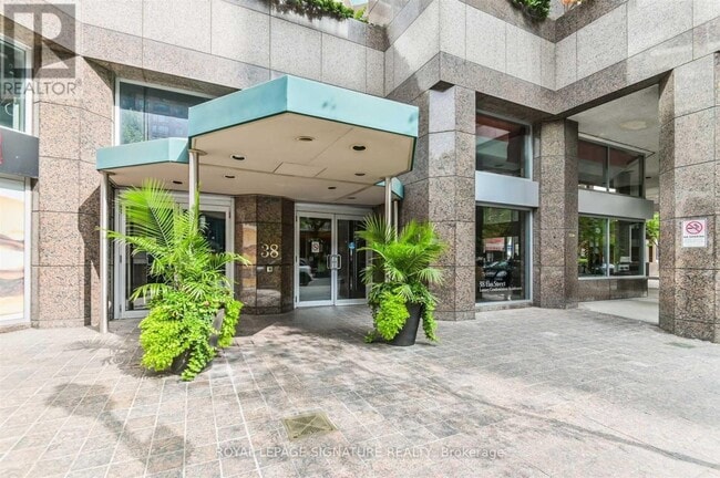 Photo du bâtiment - 38 Elm St