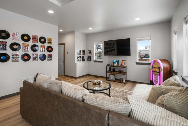 Foto del edificio - 2942 W Babcock St