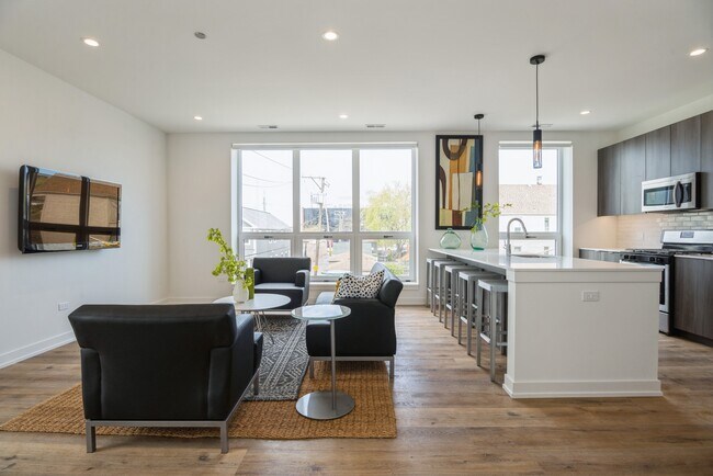 Foto del edificio - 2803 W Henderson St