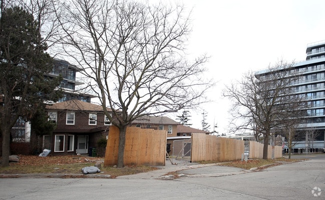 Building Photo - Tea Garden Condos