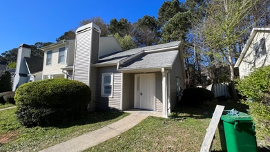 Building Photo - 2292 Wellington Cir