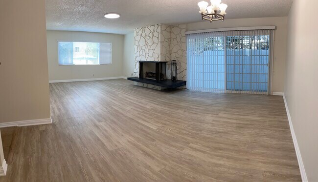 Living Room - 4427 Camero Ave