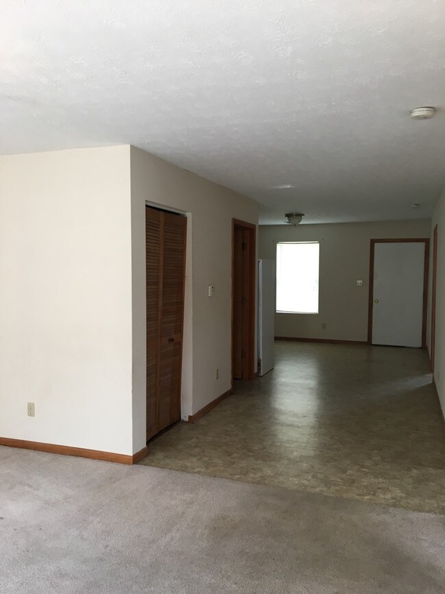 Foto del edificio - 815 N 900 E