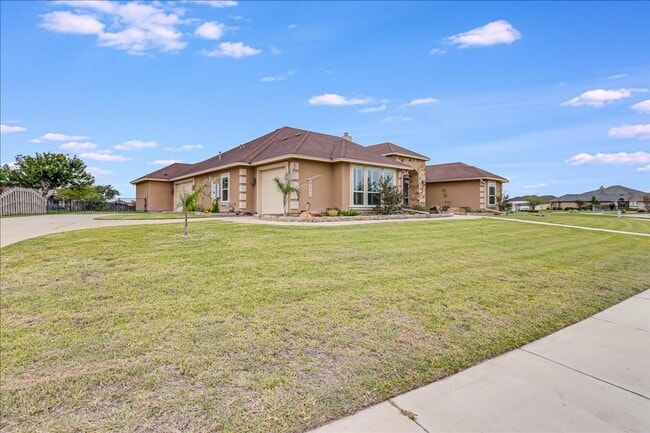 Foto del edificio - 6241 Lago Vista Dr