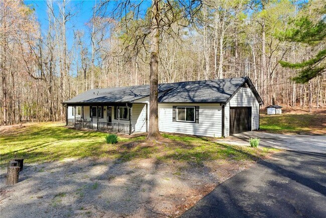 Building Photo - 5785 Woodruff Rd