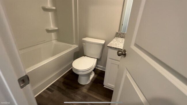 Foto del edificio - 4 br, 3 bath House - 109 Dogwood Lane