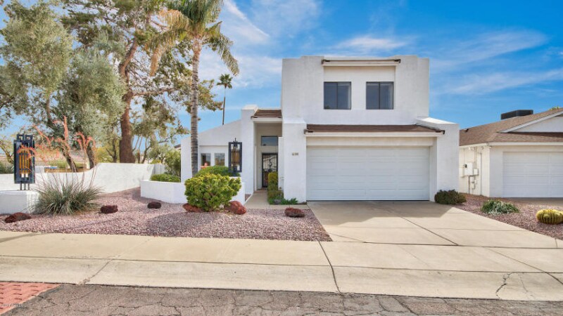 Foto principal - 301 W Grandview Rd