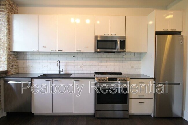 Foto del edificio - 515 N Washington St
