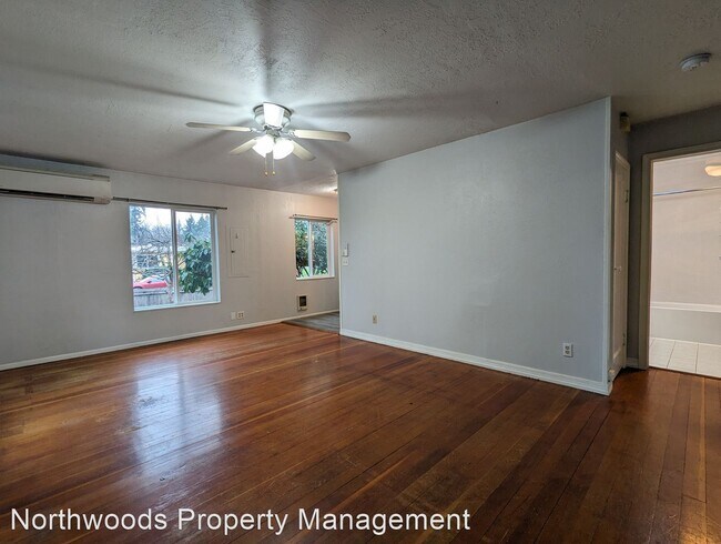 Building Photo - 3 br, 2 bath House - 3717 E. Amazon Dr.