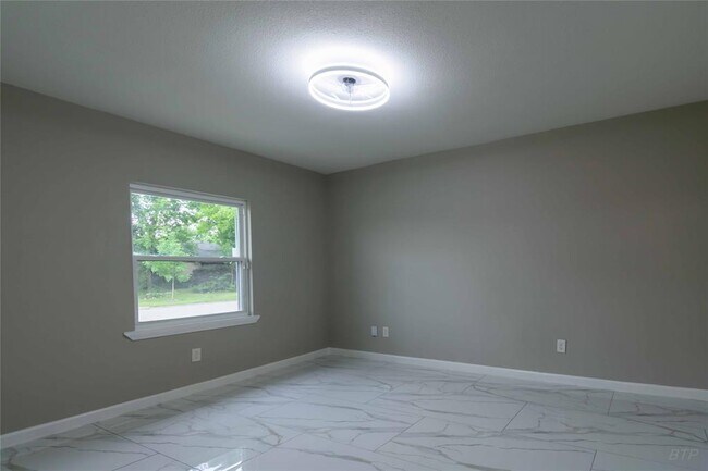 Foto del edificio - 126 Red Ripple Rd