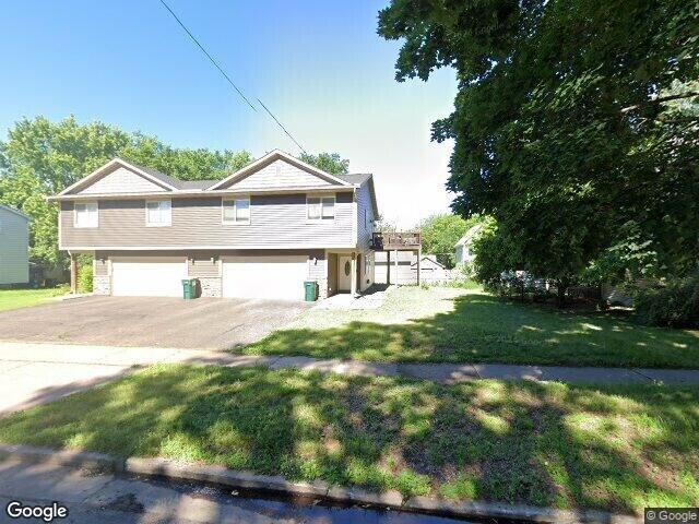 Foto principal - 319 4th St N