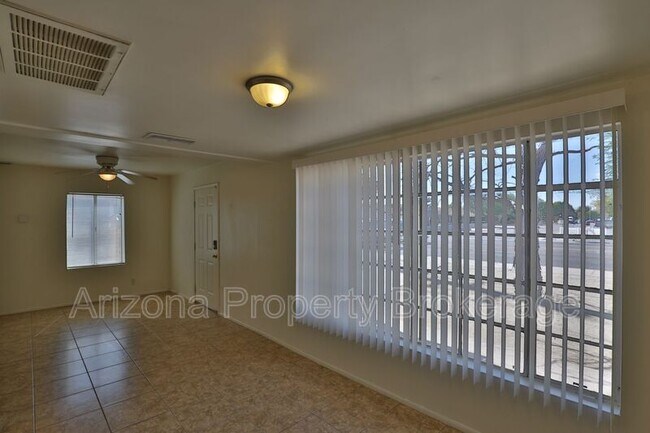 Photo - 861 S Stapley Dr Apartment