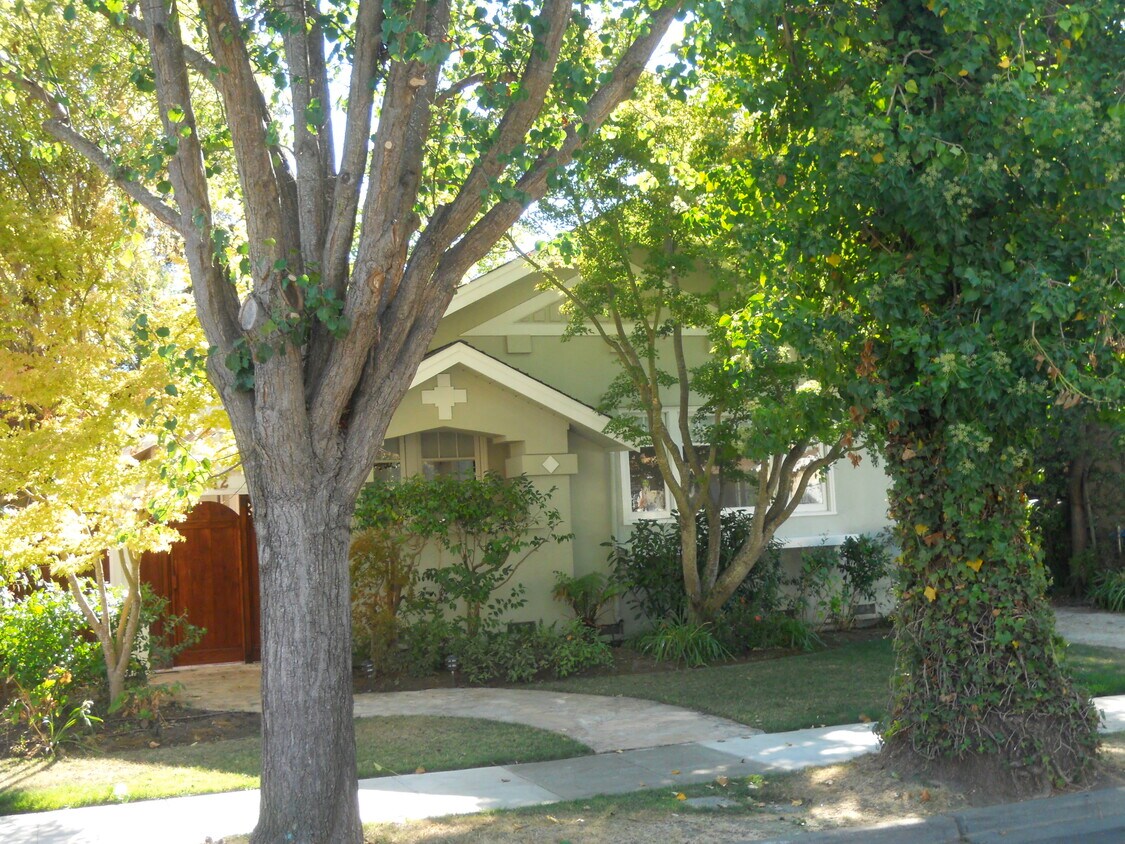 12 E Carol Ave, Burlingame, CA 94010 House for Rent in Burlingame, CA