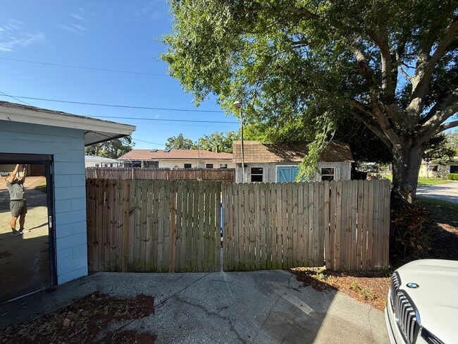 Photo - 6755 19th St N House