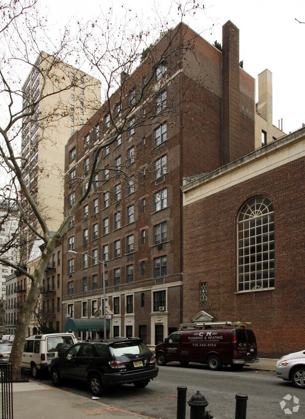 Building Photo - 162 E 80th St