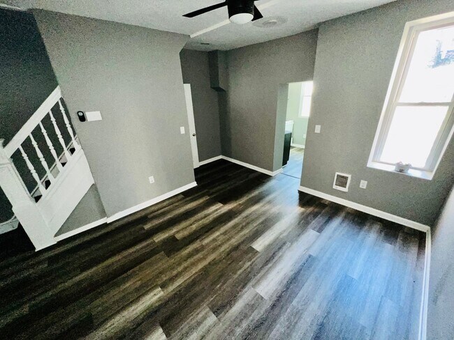 Building Photo - BRAND NEW 2BR Townhome w/ Washer Dyer Hook...