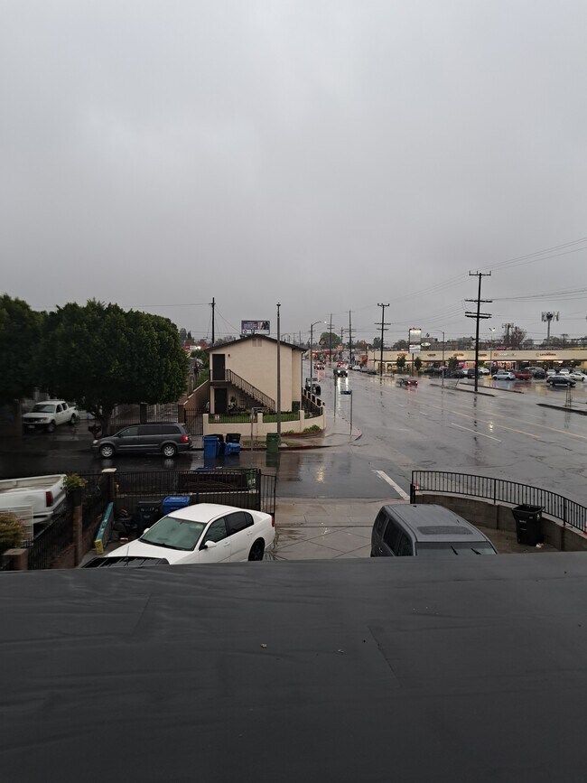 10472 Laurel Canyon Blvd, Pacoima, CA 91331 House Rental in Pacoima