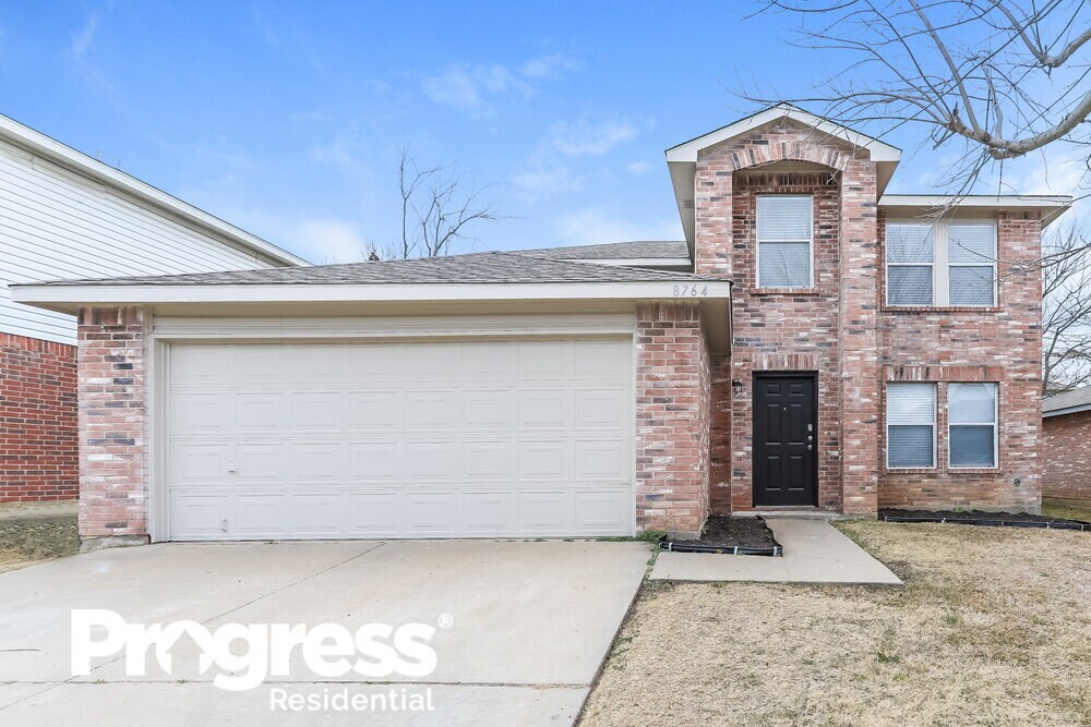 Foto principal - 8764 Stonebriar Ln