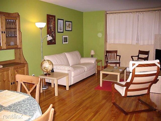 Primary Photo - 707 Tremont St