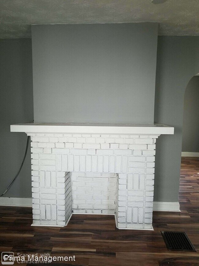 Building Photo - 2 br, 1 bath House - 42 S Cherrywood Ave