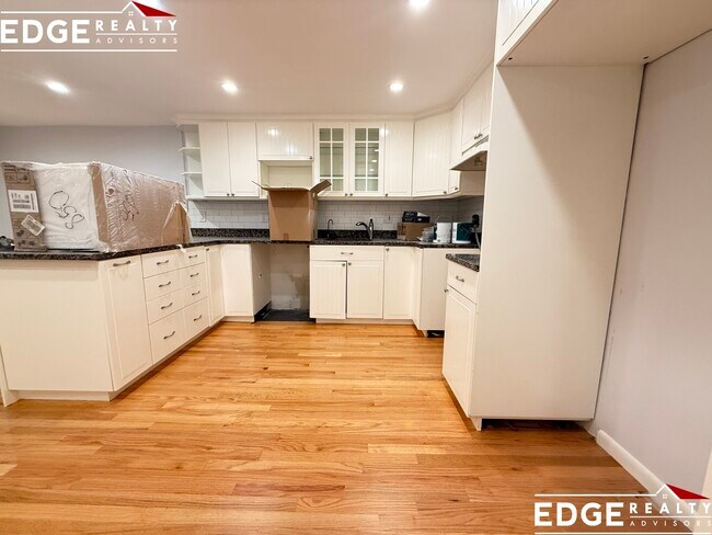 Foto del edificio - 39 Englewood Ave