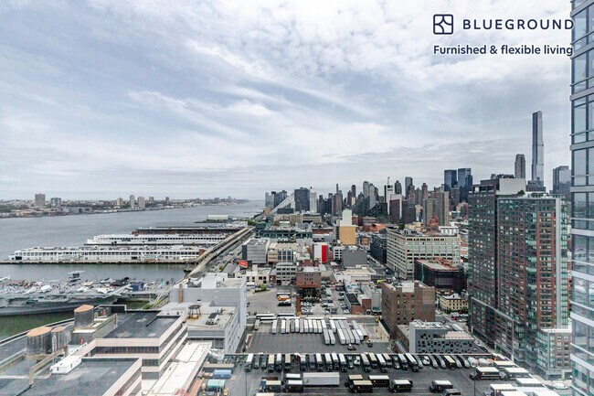 Building Photo - 635 W 42nd St