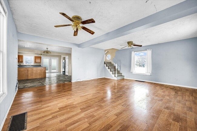 Building Photo - 25998 N Dal Bar Rd