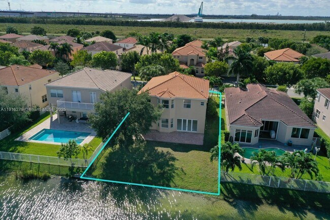 Foto del edificio - 15711 SW 53rd Ct