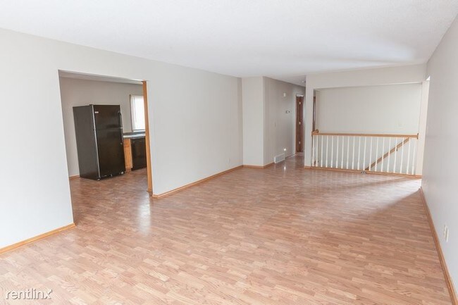 Building Photo - 4 br, 3 bath House - 3174 109th Lane NW