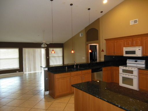 Foto del edificio - 2335 Bancroft Blvd