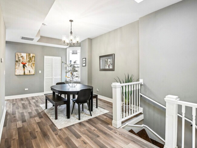 Foto del edificio - 1806 S Trumbull Ave