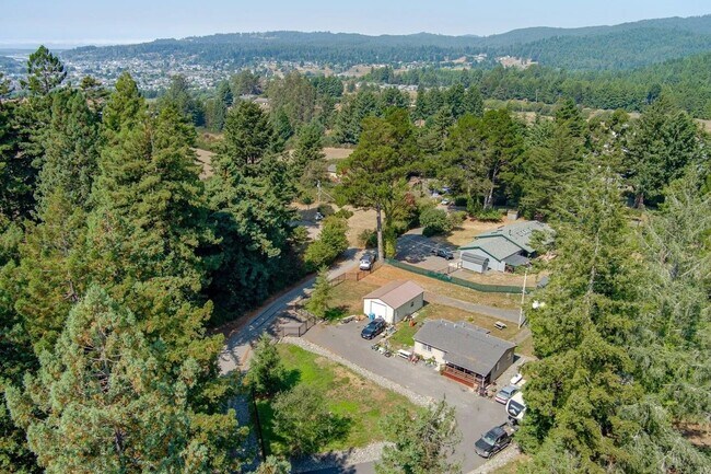 Foto del edificio - 3331 Rancheria Rd