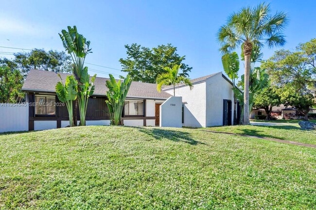 Foto del edificio - 7380 NW 44th Ct