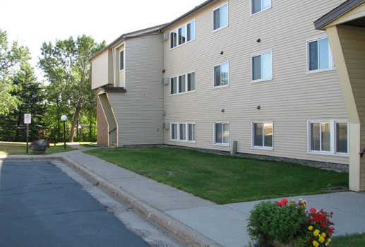 Building Photo - Eastview Apartments