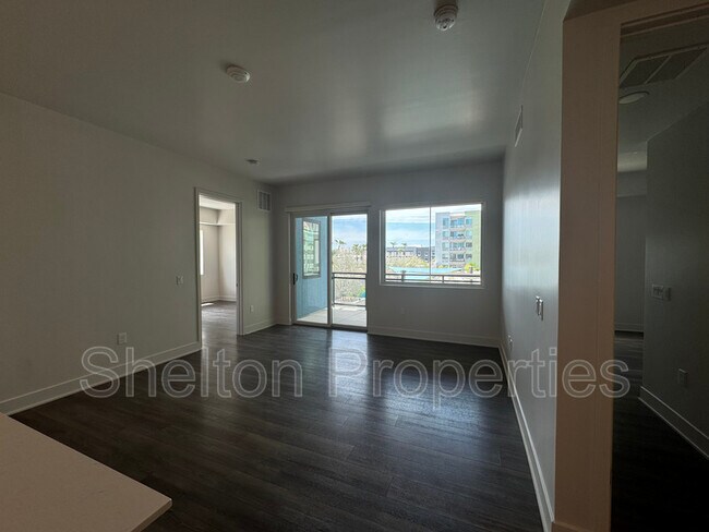 Foto del edificio - 3131 N Central Ave