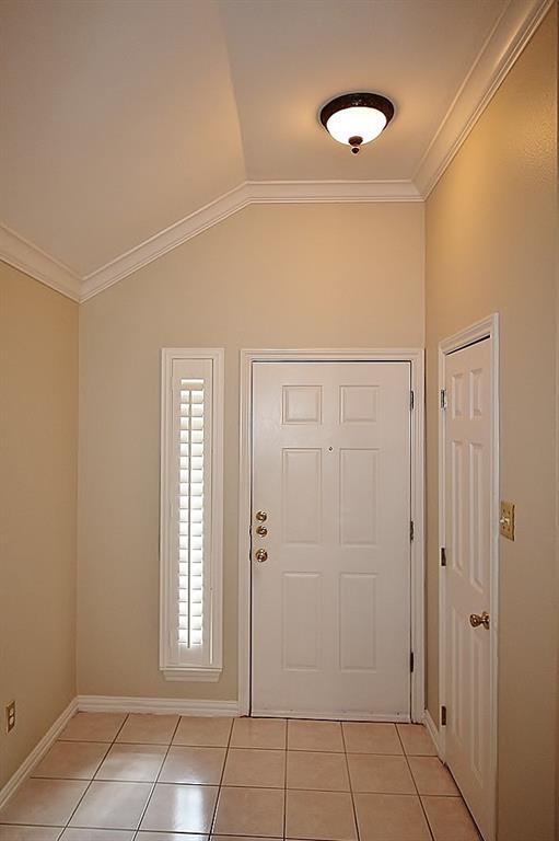 Building Photo - 2332 Hunters Run Dr