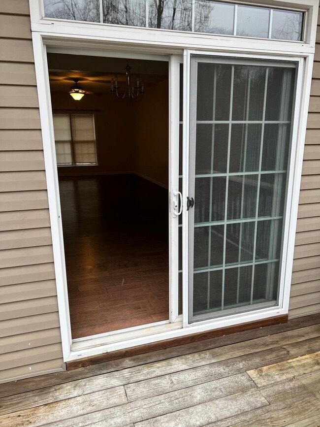 Building Photo - 813 Berne Ct