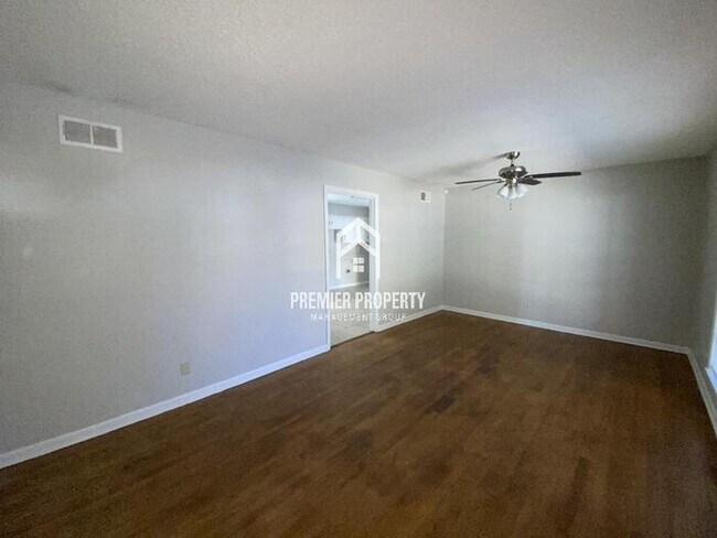 Building Photo - 4177 Crain Rd