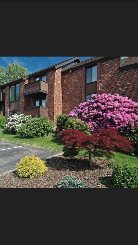 1270 Rusty Hollow Apartments - 1270 Rusty Hollow Apartments