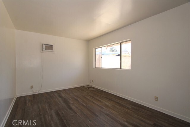 Building Photo - 13428 California St
