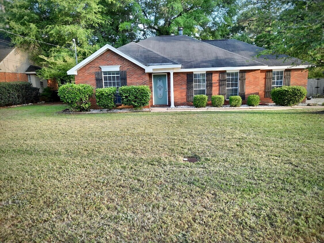389 Kingston Garden Rd, Prattville, AL 36067 House Rental in