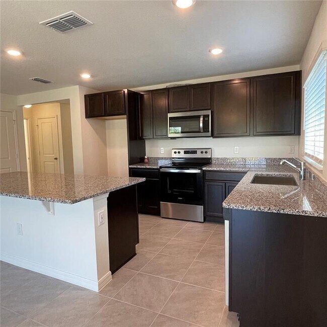 Building Photo - 1130 Seedorf Dr