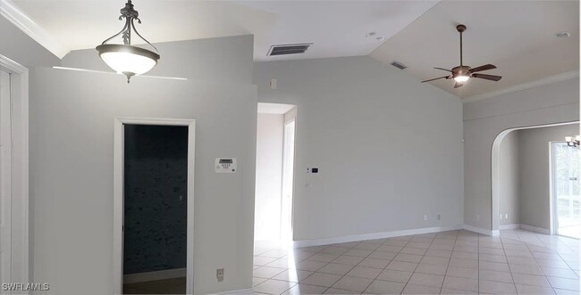 Foto del edificio - 120 18th Ave NE