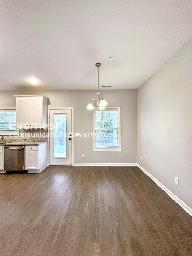 Foto del edificio - 1108 Prospect Ct