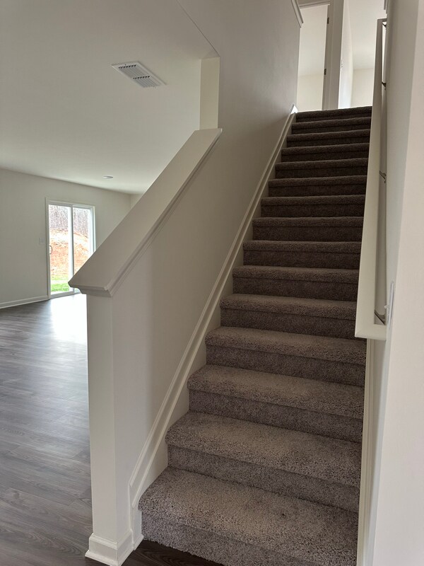 Building Photo - 4749 Foxhollow Trl