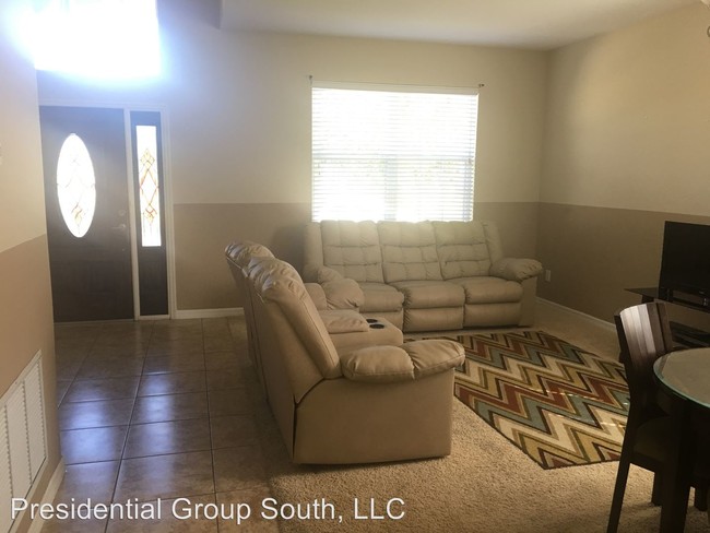 Building Photo - 2512 Callaway Dr
