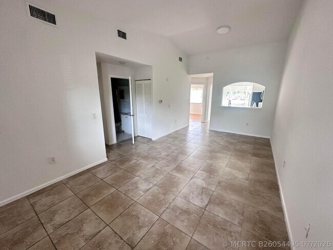 Building Photo - 3474 Briar Bay Blvd