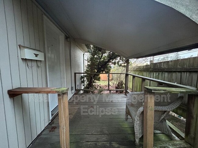 Building Photo - 6805 103rd Ave NE