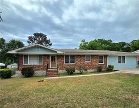 Building Photo - 421 Springside Dr